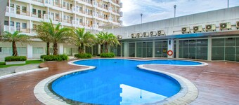 Skyland Sentul Tower Apartment