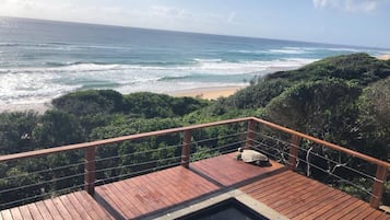 Deluxe House | Balcony view