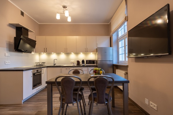 Comfort Apartment (Mariacka III) | Private kitchenette | Full-sized fridge, microwave, oven, dishwasher