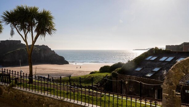 Beach - Beach View (Tenby)