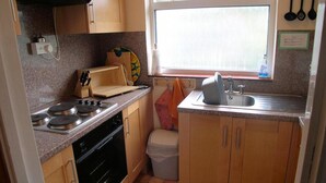 Private kitchen - Court Vale Cottage (Tenby)