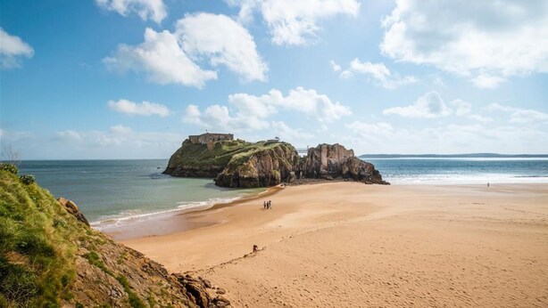 Beach - Court Vale Cottage (Tenby)