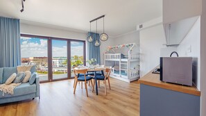 Studio (46 B) | Living area | TV - Apartamenty Sun & Snow Foka (Hel)