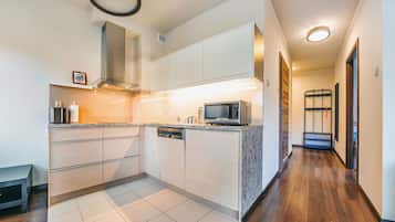 公寓 (20 A) | 私人小型廚房 | 電冰箱、電熱水壺、鍋具/餐盤/廚房用品
