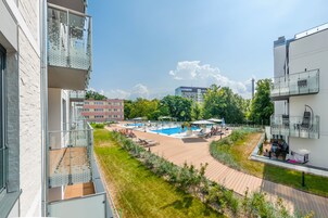 Apartment (D304) | Street view