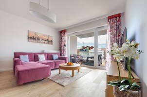 Apartment (B402) | 1 bedroom, laptop workspace, iron/ironing board, free WiFi