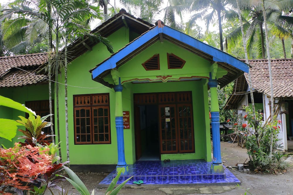 Sri Homestay - Lendah