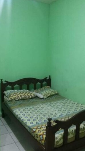 Free WiFi - Penginapan Istana (Sidoarjo)