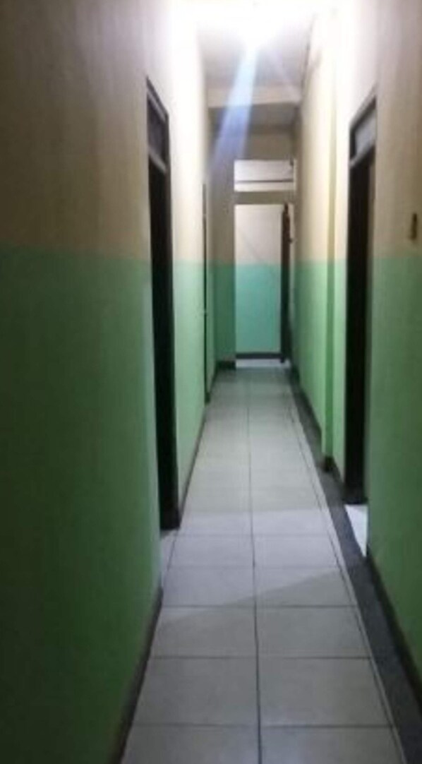 Lorong