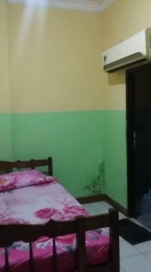 Quarto casal luxo (With AC) | Wi-Fi de cortesia
