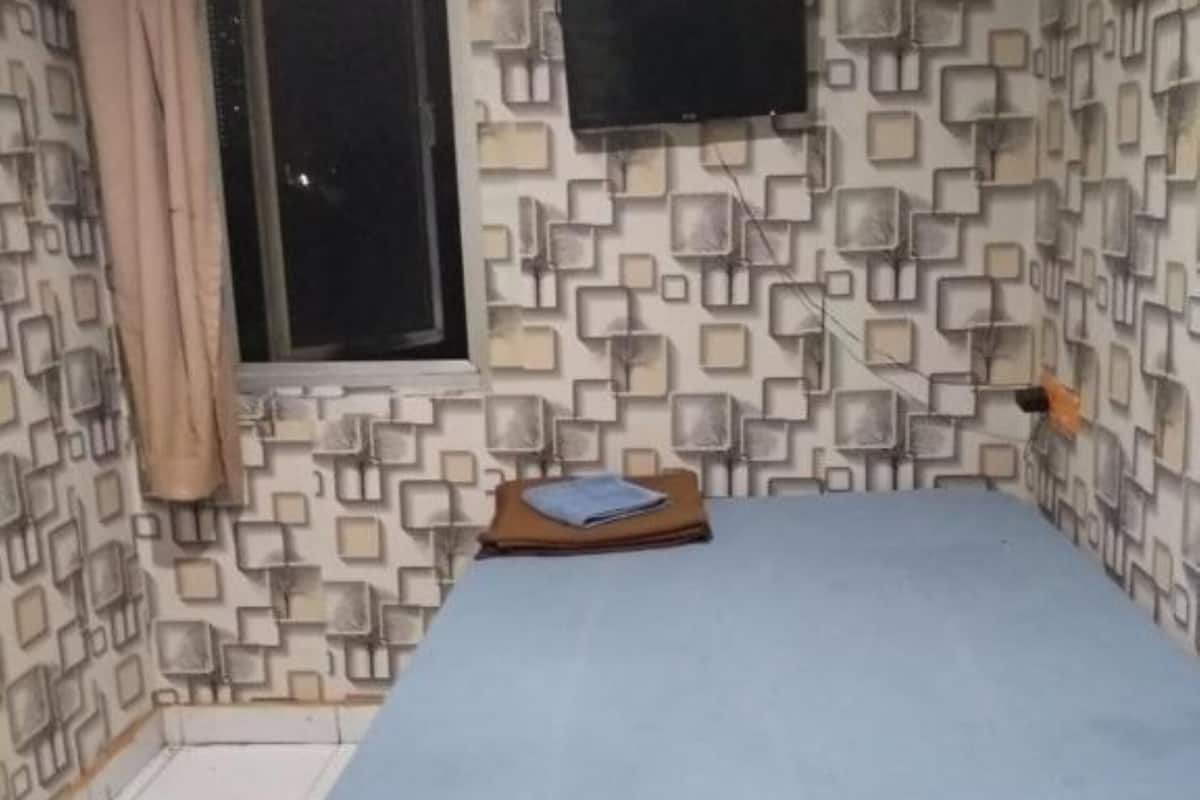Standard Room | Free WiFi, bed sheets