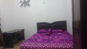 Room - Rumah Singgah Keluarga (Medan)