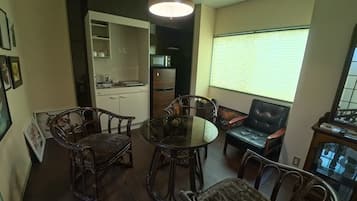 公寓 (Bonnart Ume) | 房內用餐
