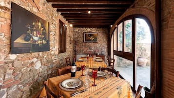Lunch and dinner served, local cuisine