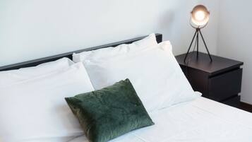 1 bedroom, iron/ironing board, WiFi