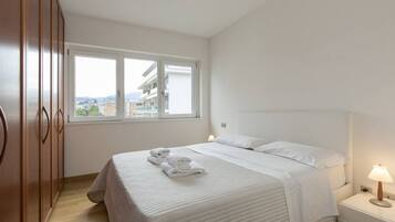2 Schlafzimmer, Bügeleisen/Bügelbrett, kostenloses WLAN, Bettwäsche