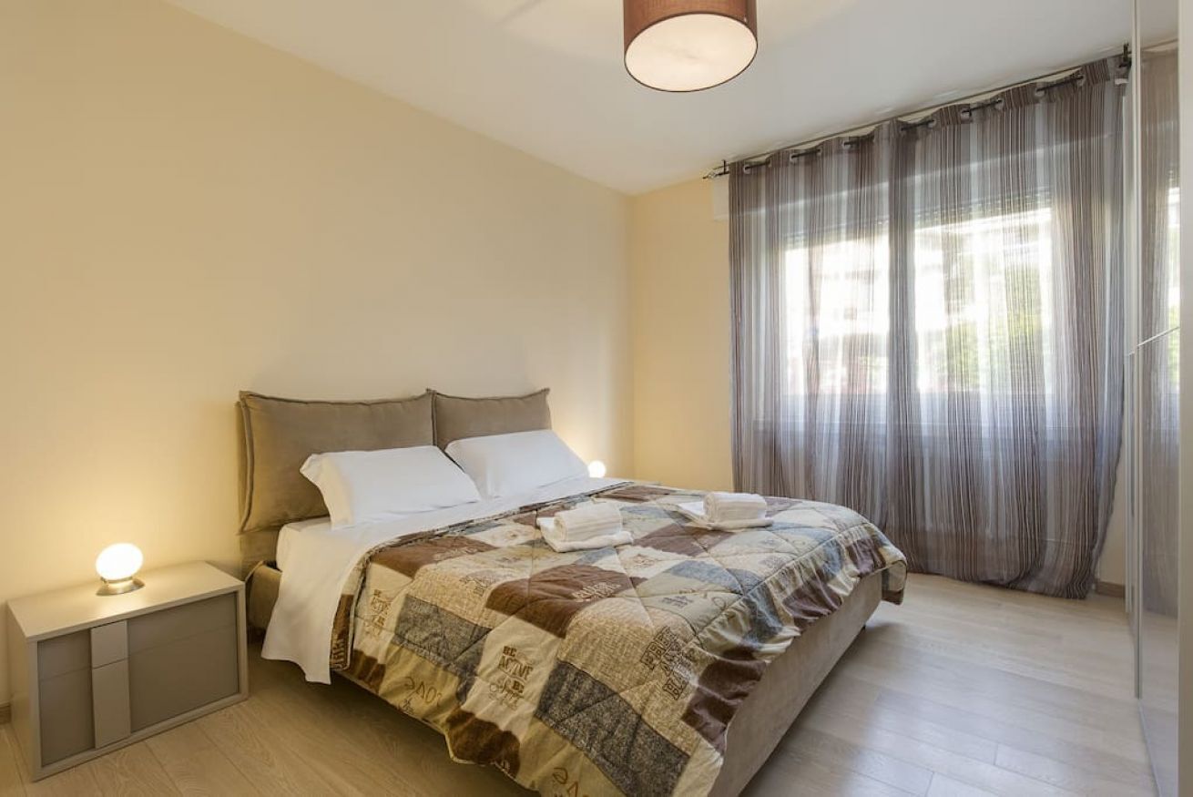 2 bedrooms, iron/ironing board, free WiFi, bed sheets