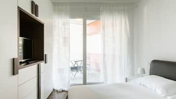 1 habitación, tabla de planchar con plancha, wifi y ropa de cama