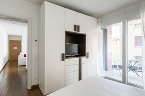 1 chambre, fer et planche Ă repasser, Wi-Fi gratuit, draps fournis