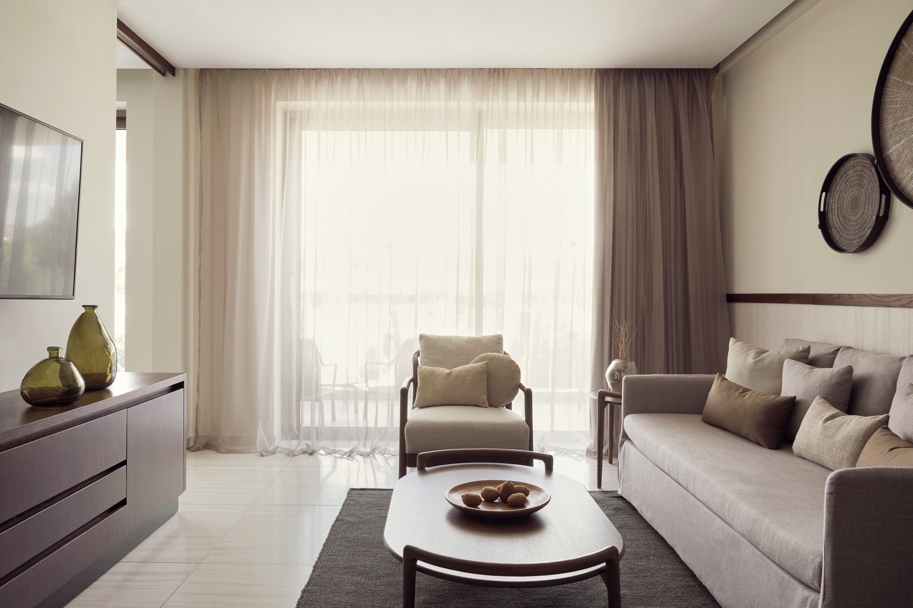 Luxury Suite Inland View | Coffres-forts dans les chambres, bureau, chambres insonorisées