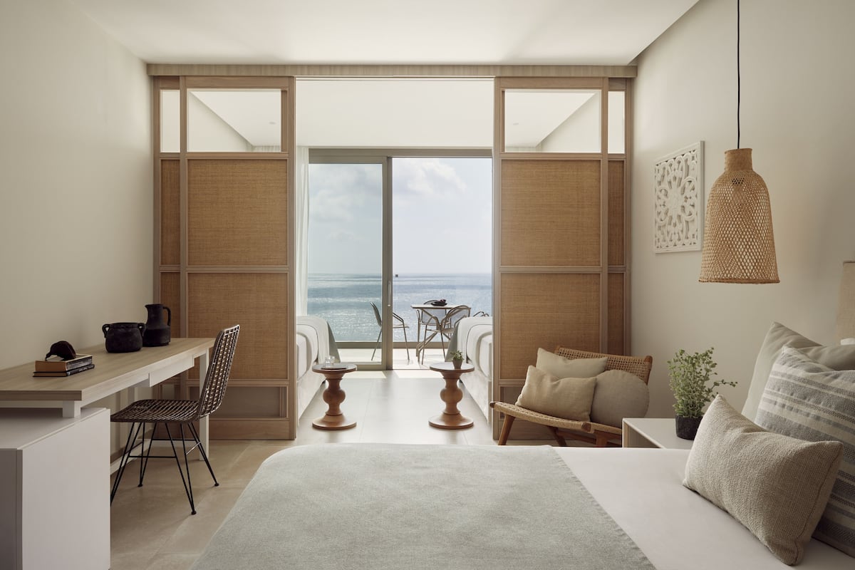 Family Room Sliding Door Sea View | 1 bedroom, in-room safe, desk, soundproofing