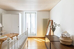 2 chambres, fer et planche à repasser, Wi-Fi, draps fournis