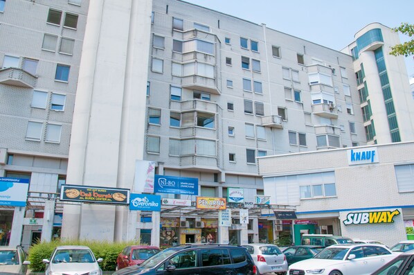 Exterior - Dunajska Apartment (Ljubljana)