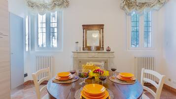 Huoneisto, 1 makuuhuone (A CASA DI ALFONSO) | Ruokailu omassa huoneessa