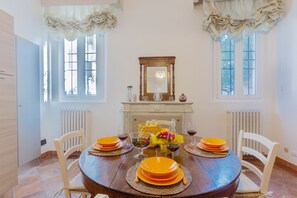 Huoneisto, 1 makuuhuone (A CASA DI ALFONSO) | Ruokailu omassa huoneessa