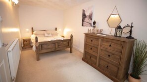 1 bedroom, WiFi, bed sheets