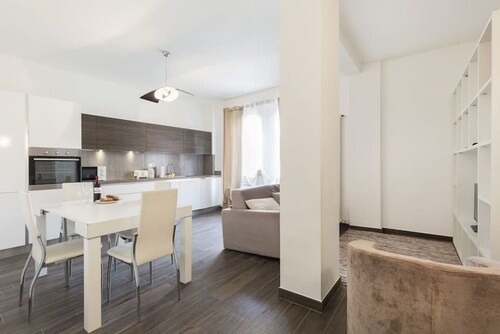 Appartement de trois pièces en position centrale avec jardin - MARAINI GIARDINO