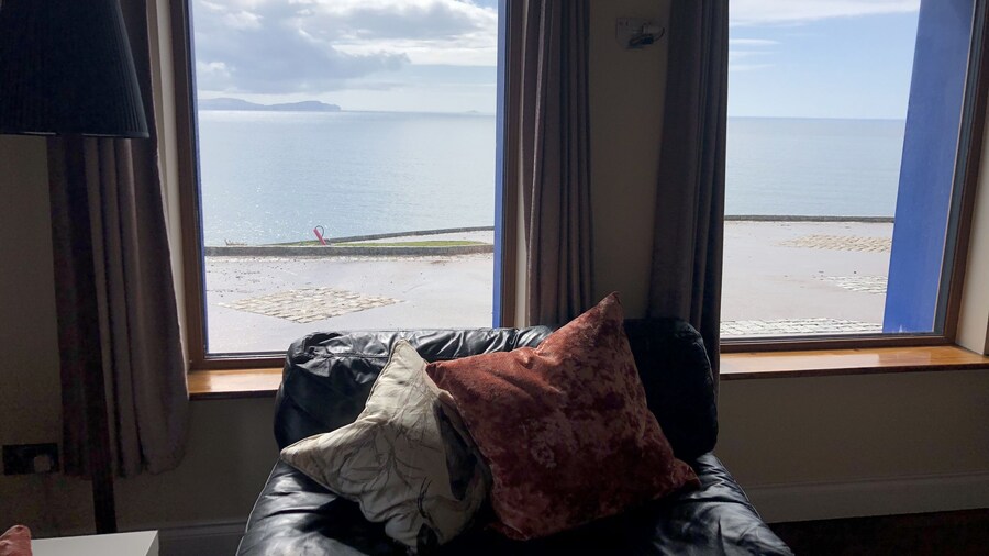 Atlantic Rest Stunning Vistas of the Skelligs