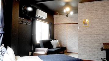 Iron/ironing board, cribs/infant beds, free WiFi