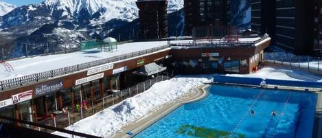 Piscine extérieure, piscine chauffée