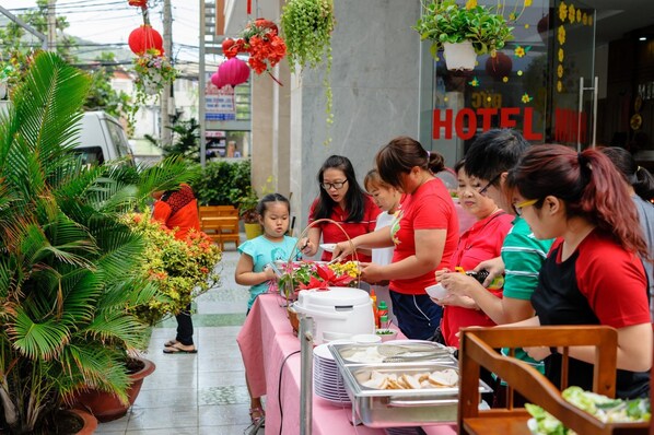 Outdoor dining - Haku Boutique Hotel Vung Tau (Vung Tau)