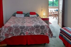 雙人房 | 熨斗/熨衣板、免費搖籃/嬰兒床、折疊床/加床、免費無線上網
