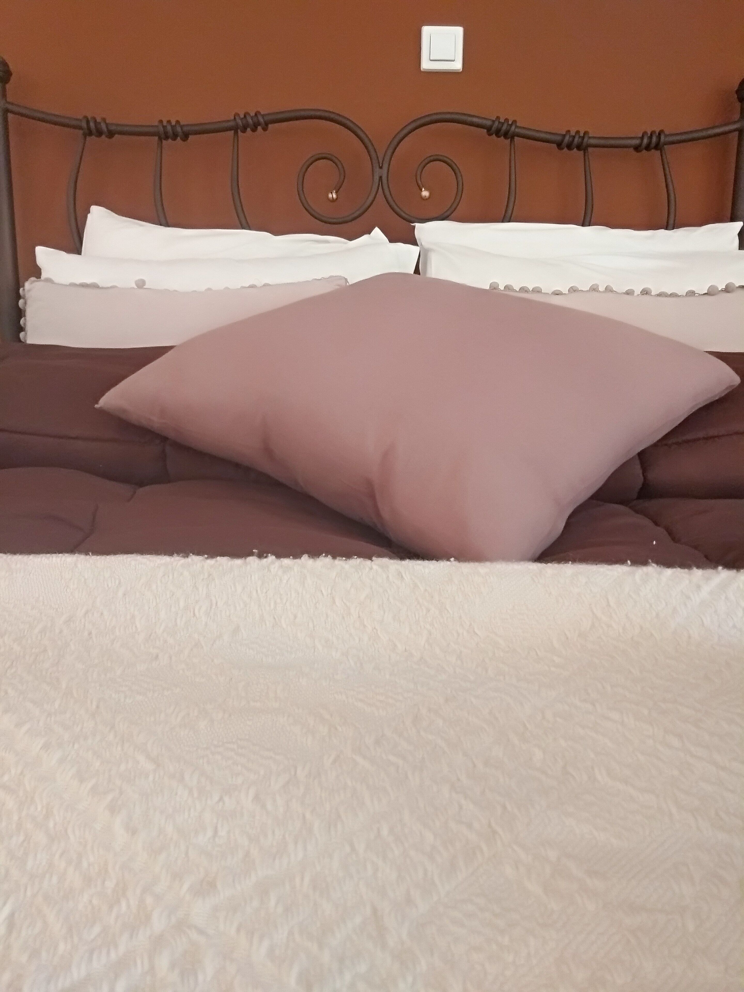 Comfort tweepersoonskamer, gedeeltelijk uitzicht op zee | Gratis wifi