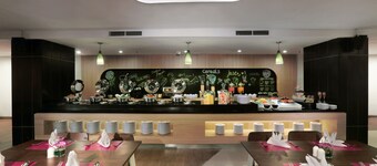 Yusra Inn Hotel Bekasi