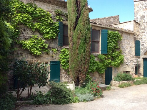 Charming village house in the heart of Gallargues-le-Montueux