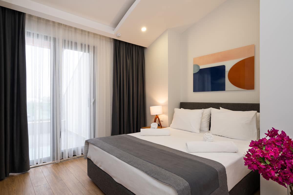 Duplex, 1 Double Bed with Sofa bed, Pool View