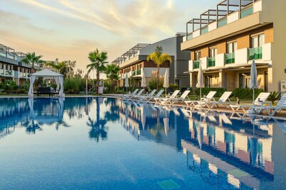 Veranda Suites
