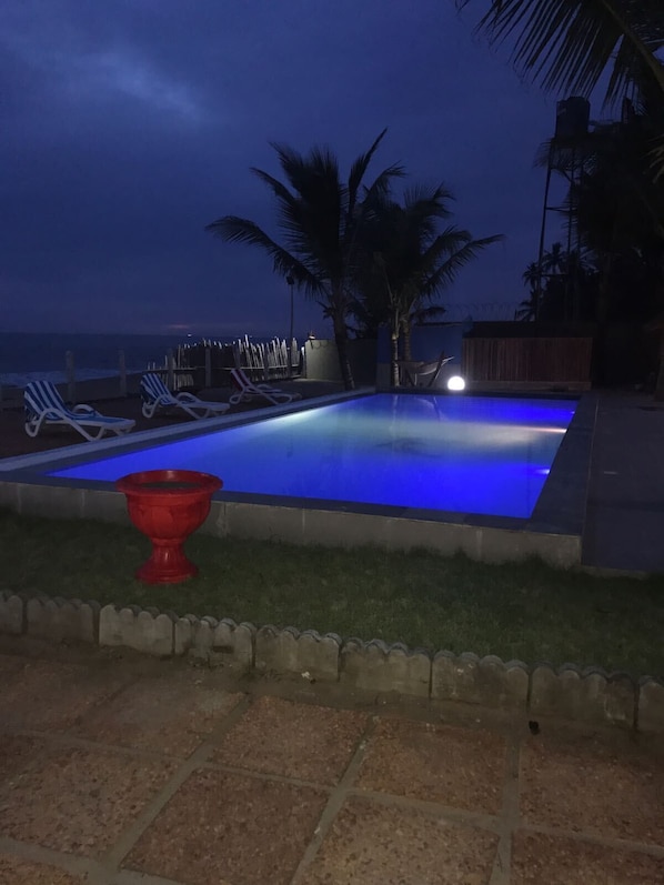 Indoor pool, outdoor pool