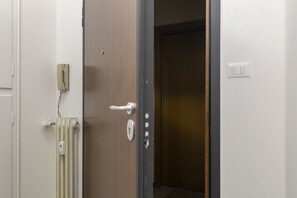 Sisäänkäynti