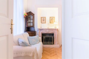 Apartment, 3 Bedrooms | Living area