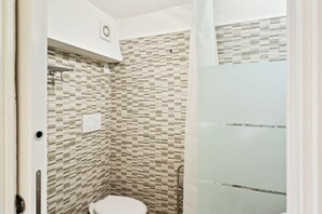 Apartment, 1 Schlafzimmer | Badezimmer | Dusche, Regendusche, Haartrockner, Bidet