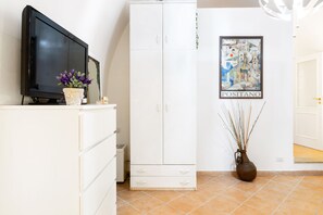 Apartment, 1 Schlafzimmer | Fernseher