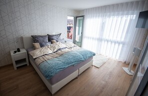 1 chambre, bureau, fer et planche à repasser, Wi-Fi gratuit