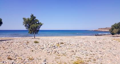 Kritamos Beach Apartments