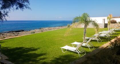 Kritamos Beach Apartments