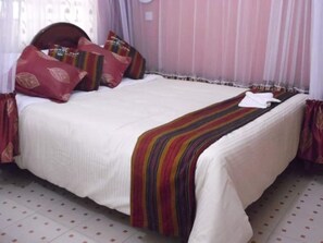 Standard Double Room | Desk, free WiFi